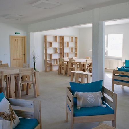 Entheos Hostel Lerin Exterior foto