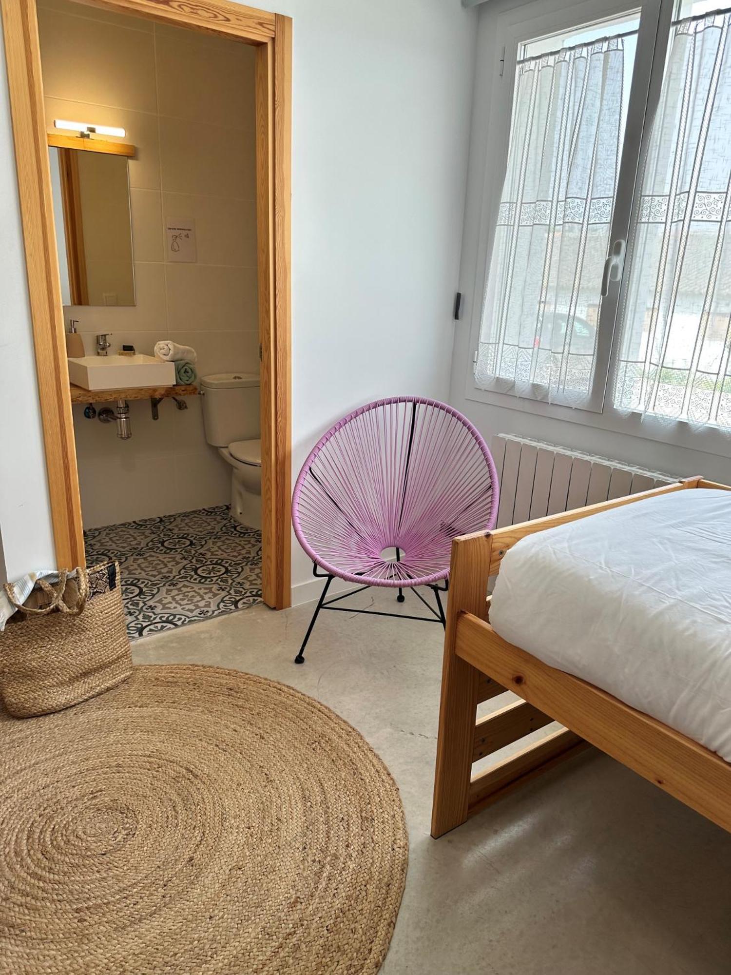Entheos Hostel Lerin Exterior foto